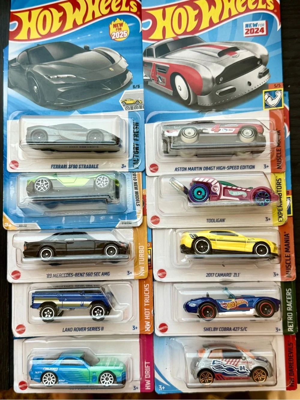 Buy one set, get the other for 5.00! Hot Wheels Lot of 10 Die-Cast Cars Ferrari